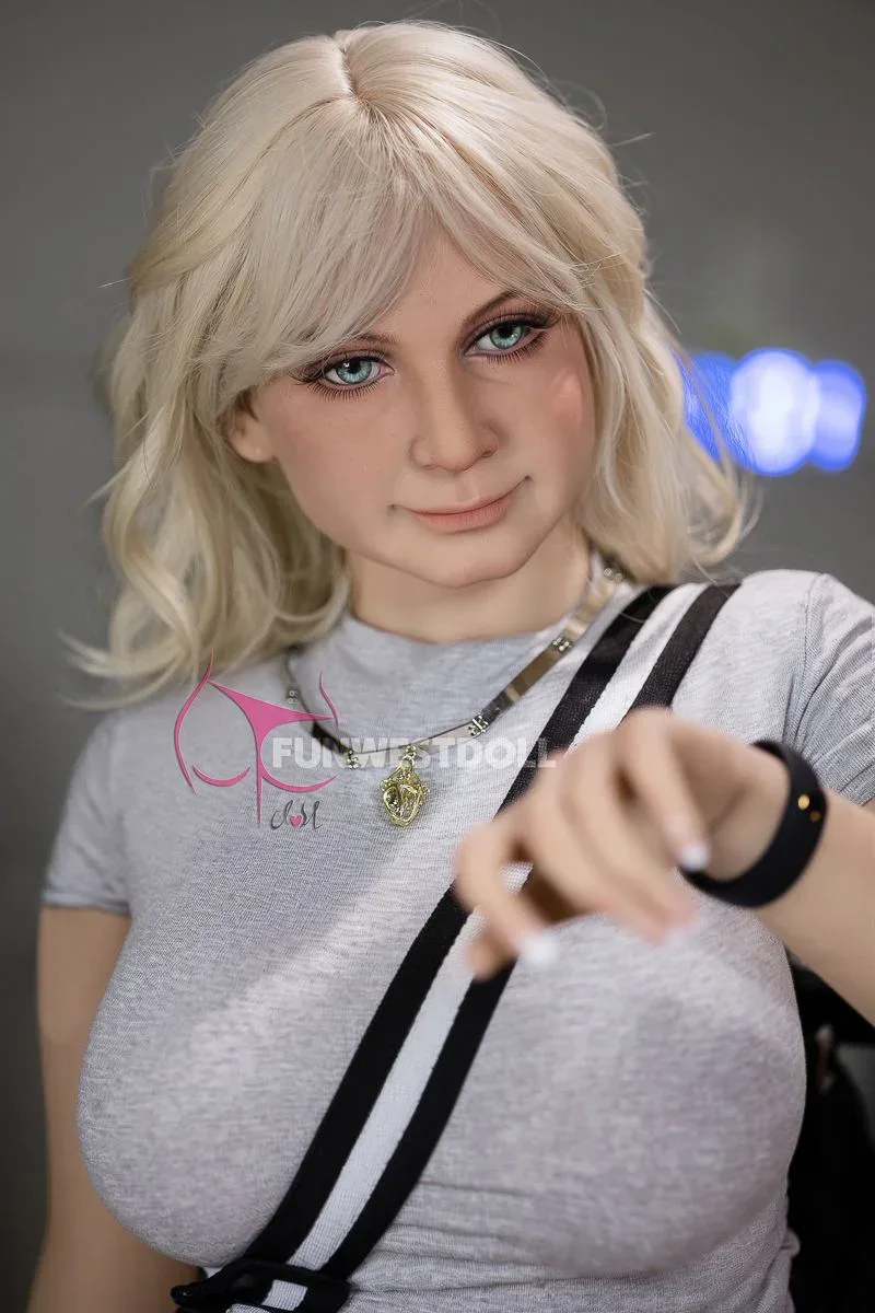 Layla 140cm G Natural TPE Sex Doll view 4